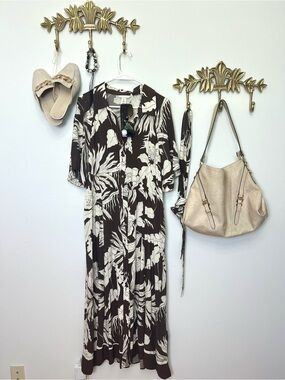 🆕Neutral Floral Button-Front Maxi Dress - Brown & Cream L ptp 22” l 53”